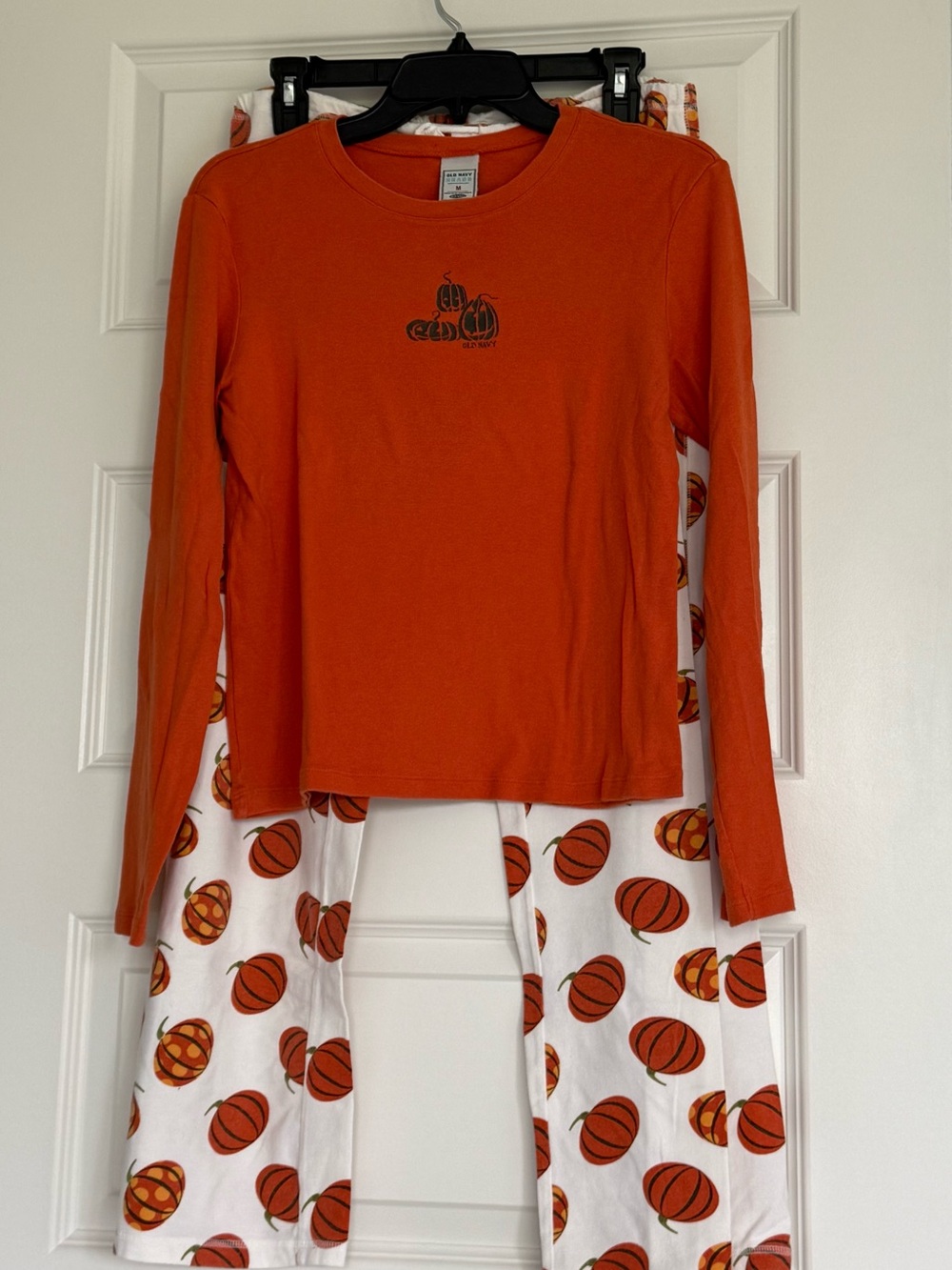 Old Navy Orange Long-Sleeve Pumpkin Print Lounge Set